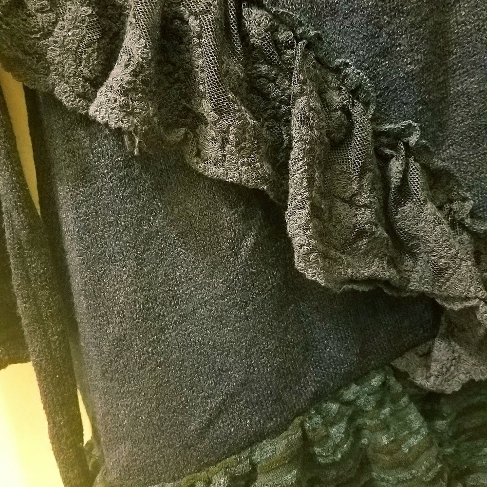 NWOT long sleeve midi dress - Picture 4 of 8